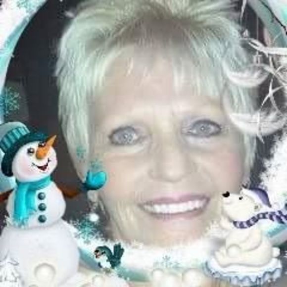 Meet your Posher, April - Picture 1 of 1